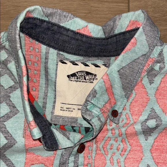 Vans AOP Orange Teal Aztec Design Button-Up Short Sleeve Shirt medium - Picture 4 of 5